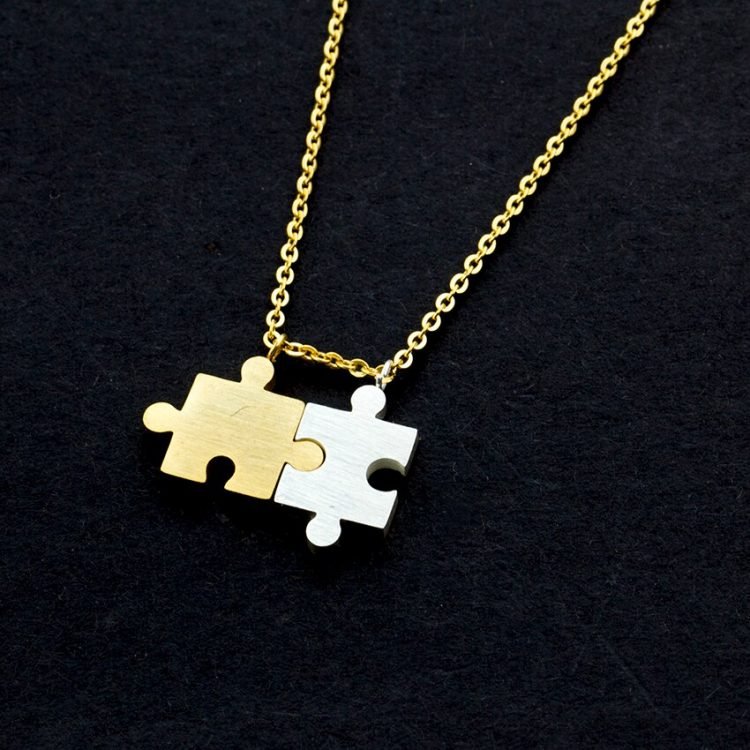 simple jigsaw necklace